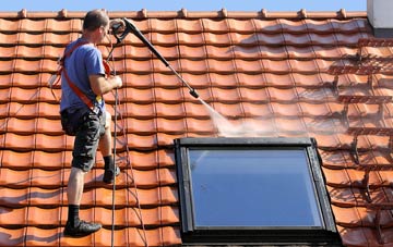 roof cleaning Bettws